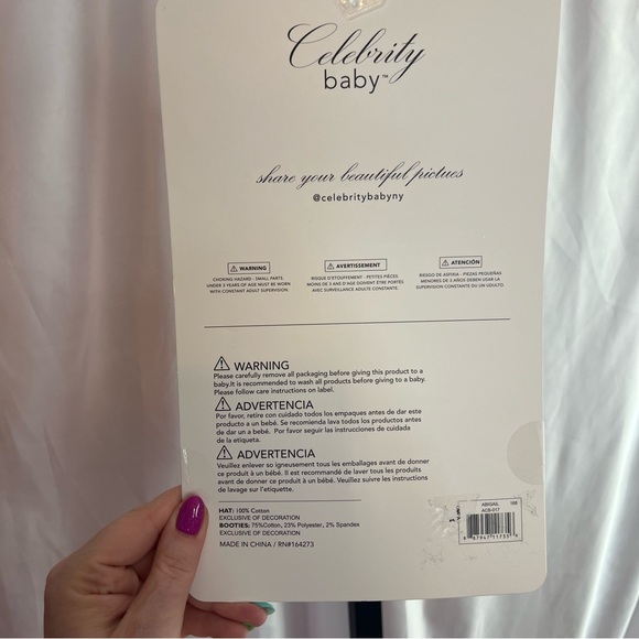 Celebrity Baby Two Piece Hat and Bootie Socks Set, size 0-6 Months NWT - Picture 4 of 5